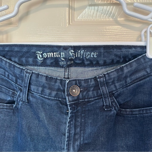 Tommy Hilfiger Women’s Low Rise Bootcut Jeans Size 8S Denim Flare - Picture 4 of 12